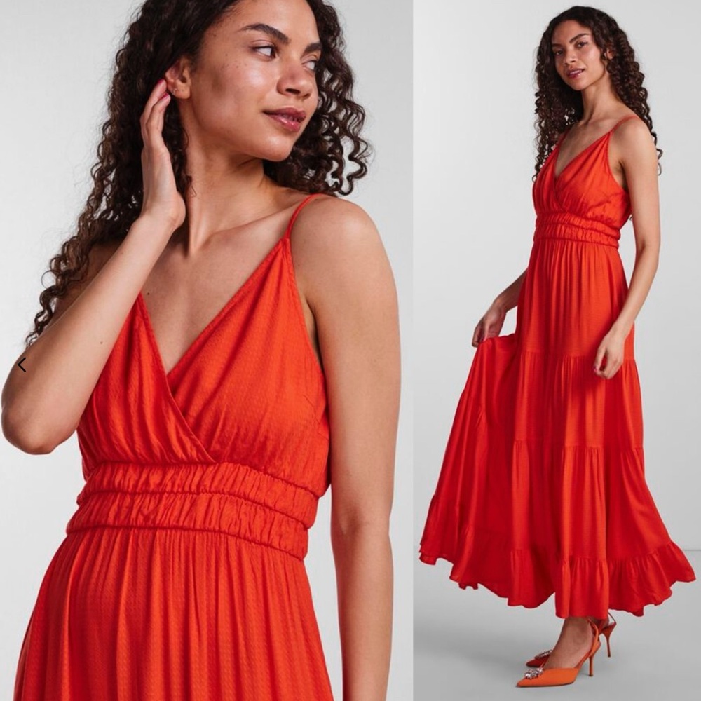 YAS | Yassirala Elegant Maxi Dress - Picture 2 of 9